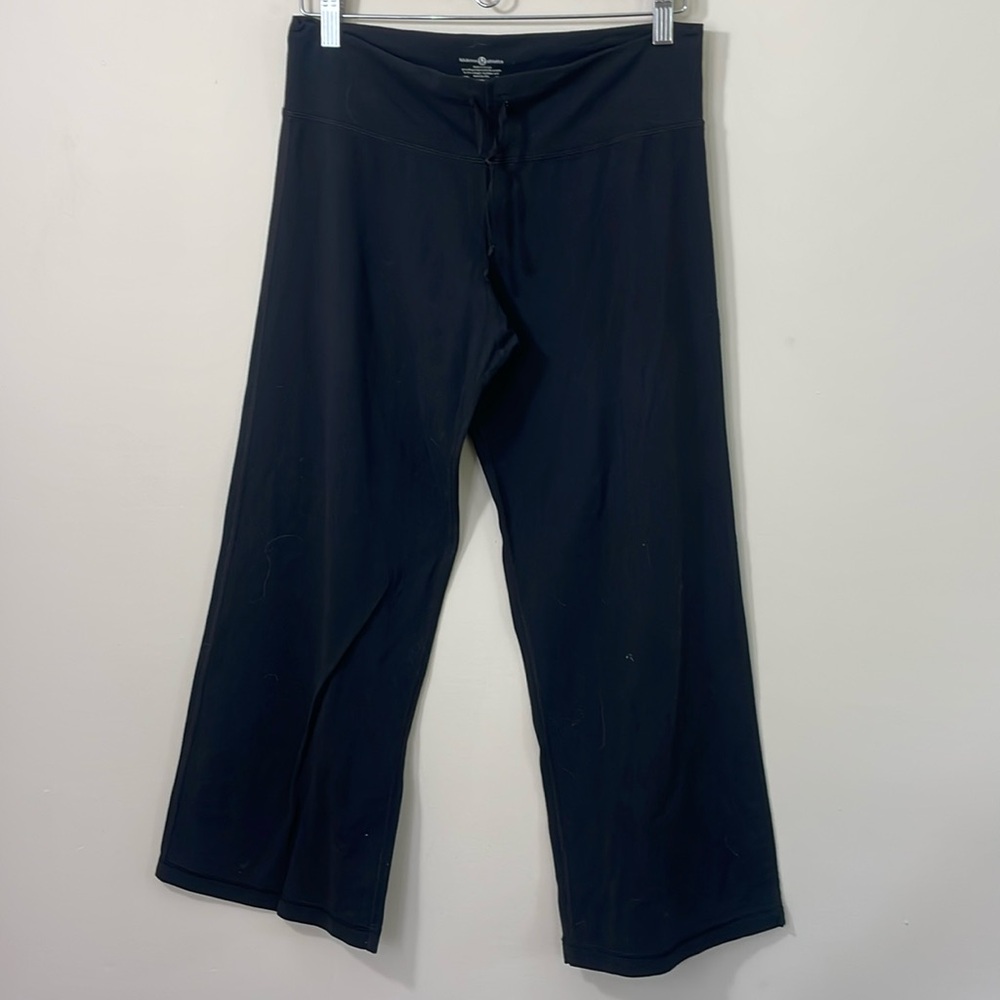 Lululemon Drawstring Waist Capri Pants